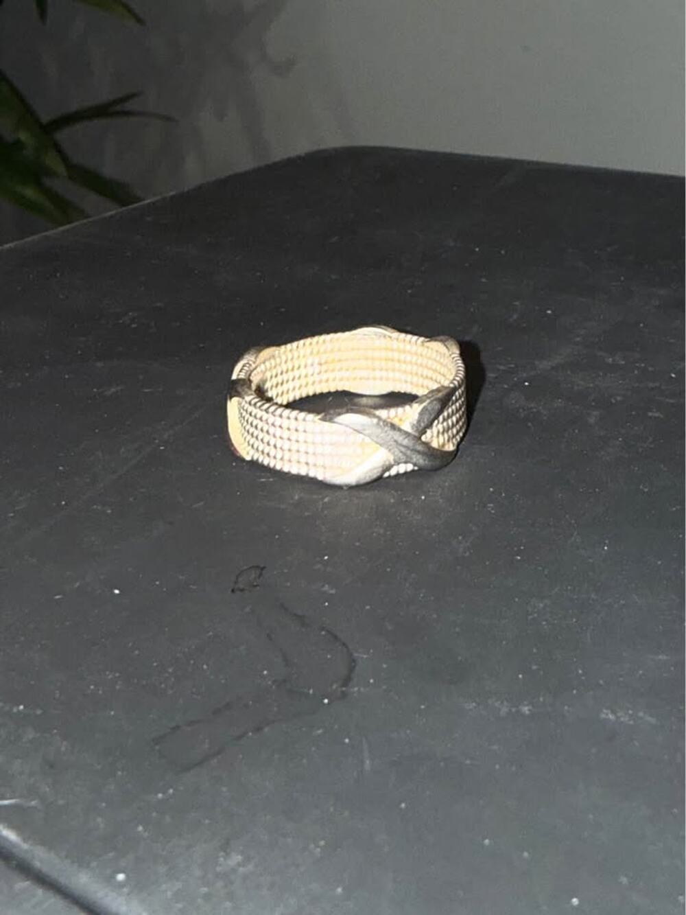 Vintage Sterling Silver 925 Mesh-Style Band Ring with X Motif, Size 7.5